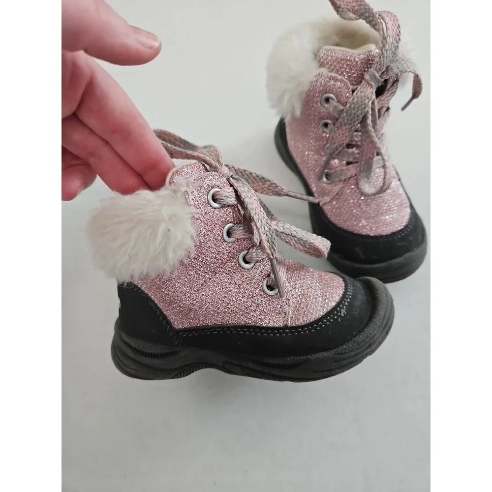 Oshkosh B’Gosh Toddler Girls Sparkly Pink Glitter Lace Up Winter Booties Sz 6 M